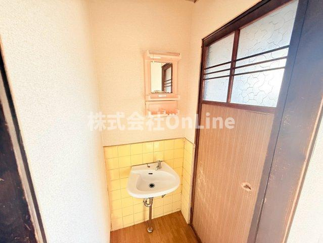 八尾市安中町１丁目のアパートの浴室