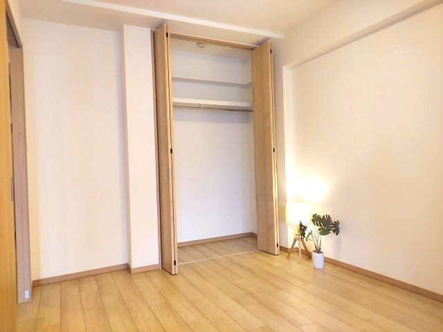 阪急逆瀬台アヴェルデ1番館の洋室|洋室約5.1帖