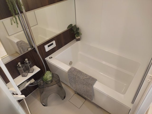 阪急逆瀬台アヴェルデ1番館の浴室|浴室乾燥機付き