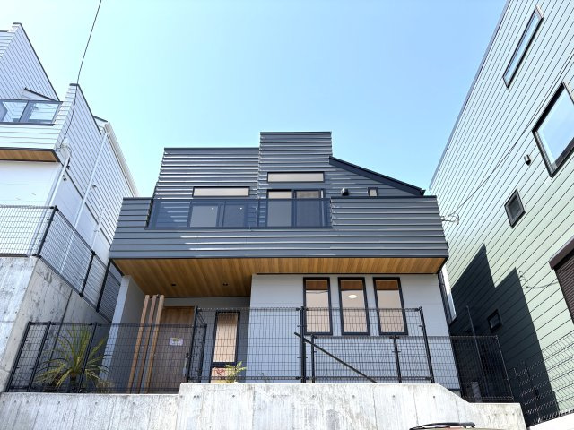 California Terrace House — 海と空を感じる暮らしの外観