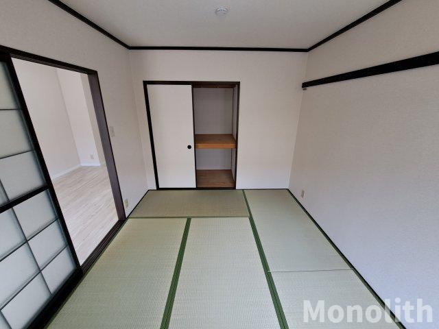 ハイツ高石の和室
