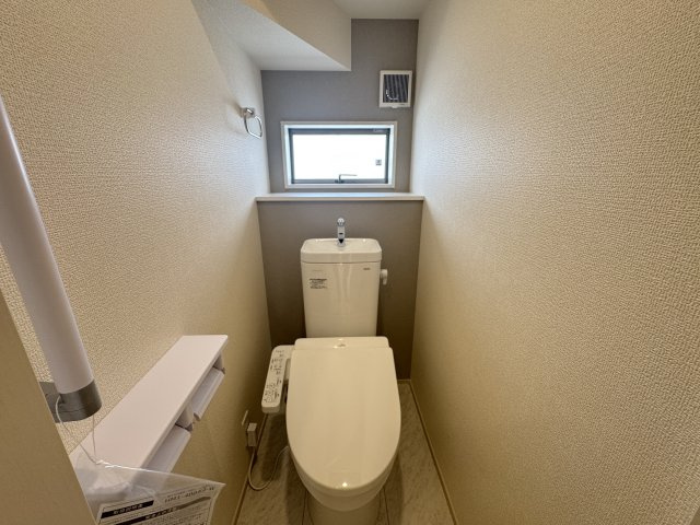 読谷村比謝（全2棟）2号棟のトイレ|2号棟　温水洗浄便座♪