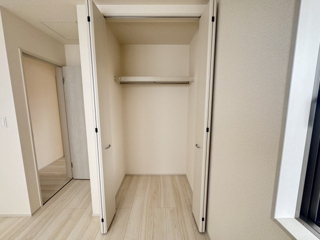 読谷村比謝（全2棟）2号棟の収納|2号棟　洋室5.7帖＋CL付き♪