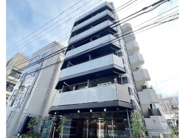 LEXE文京白山の外観