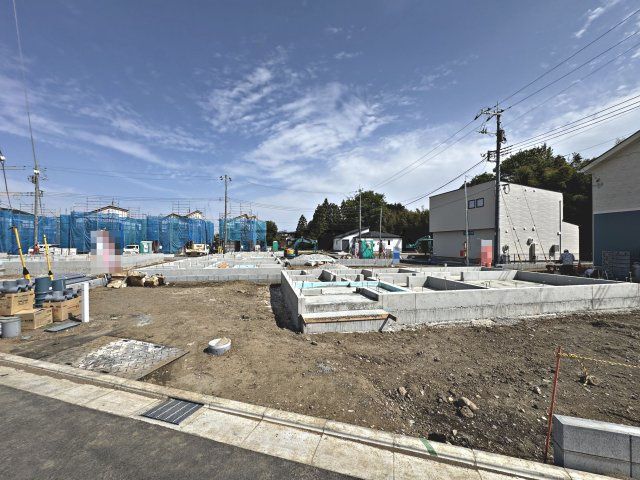 飯能市青木・全8棟　新築一戸建　6号棟　～南西角地～