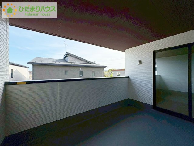 日立市諏訪町1期　新築戸建　1号棟のバルコニー|広々としたバルコニー。お洗濯物もぜーんぶ干せちゃいます！！