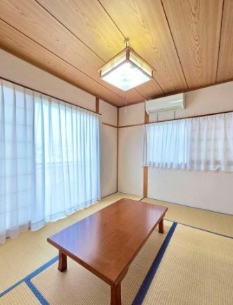 招提元町3丁目　中古一戸建ての和室|和室6.0帖
■物件内覧・資金計画相談・住宅ローン相談、リフォーム相談、お問合せ受付中■
※当日・翌日のご内覧、ご相談はお電話でのお問合せがスムーズです！
