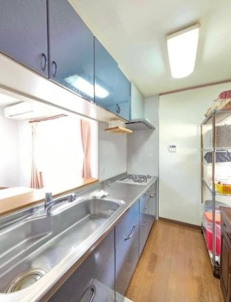 招提元町3丁目　中古一戸建てのキッチン|システムキッチン
■物件内覧・資金計画相談・住宅ローン相談、リフォーム相談、お問合せ受付中■
※当日・翌日のご内覧、ご相談はお電話でのお問合せがスムーズです！