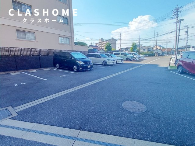 バンベール刈谷レジデンス　　刈谷市の賃貸ならクラスホーム刈谷店の駐車場