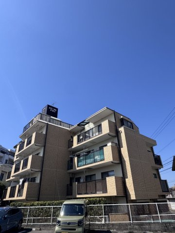 ユニーブルマンション本郷台の外観