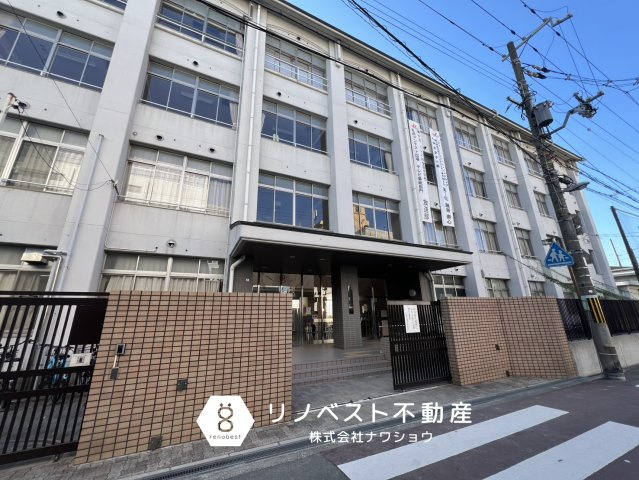 ネオイース勝山北パークサイドの周辺|桃谷中学校まで徒歩約3分。
通学が楽々♪