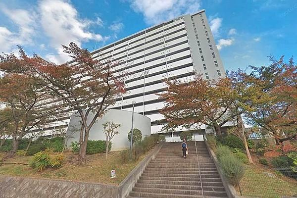 千里山田D住宅の外観
