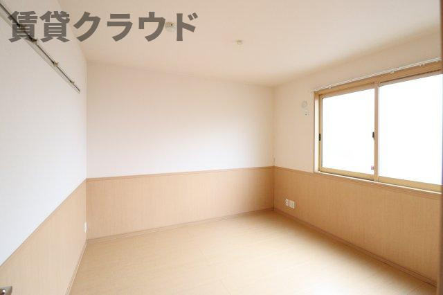コスモヴィレッジの洋室|きれいな洋室です