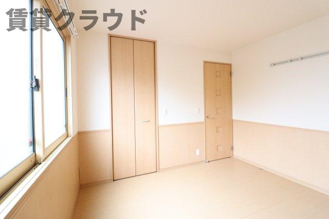 コスモヴィレッジの寝室|使い勝手のいい寝室です