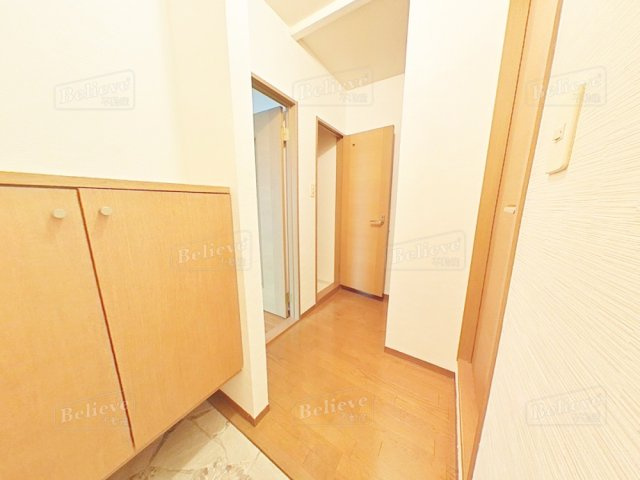 アークアムールⅠA棟の玄関|シューズボックス付きの玄関です★