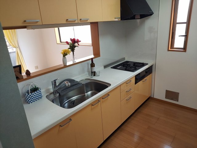 宝塚市高松町一戸建のキッチン