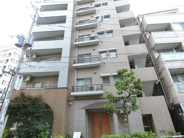 パロス日暮里の外観