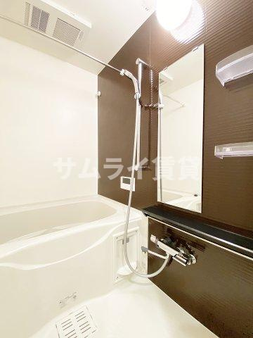 プレサンス鶴舞パークグラッドの浴室
