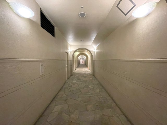 わざわざ箱根まで行かずとも、自宅がもはや桃源郷。神経痛に効能ある温泉が自宅で楽しめる贅沢の粋とも言える『グランシティ横濱保土ヶ谷』リフォームのロビー