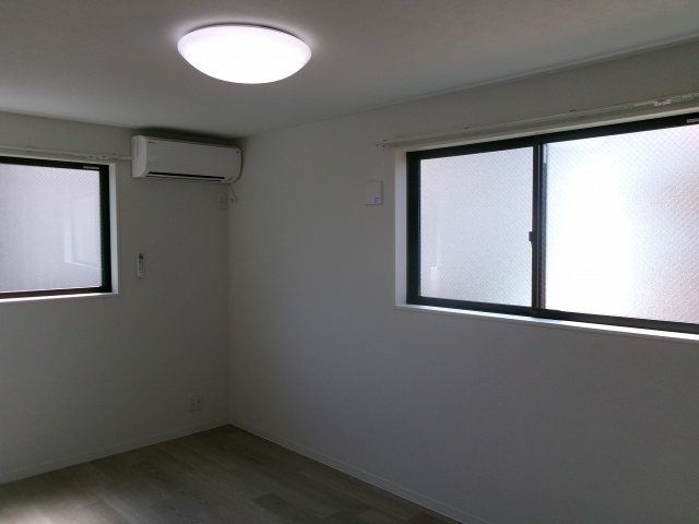 ラフイール西明石の居間・リビング