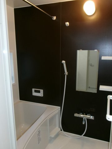 ラフイール西明石の浴室