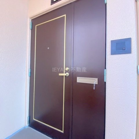 ライオンズマンション平和大通り第2の玄関