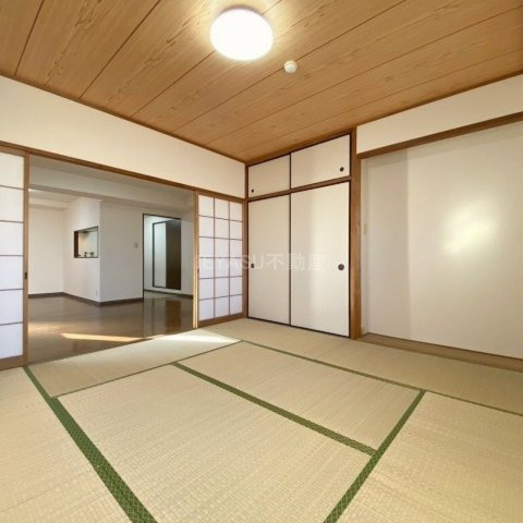 ライオンズマンション平和大通り第2の和室