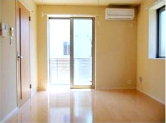 ソレイユ若林の居間・リビング|LINEでのお問い合わせもお待ちしております♪