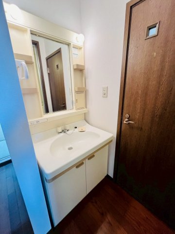 グリーンハイツ赤羽の洗面所