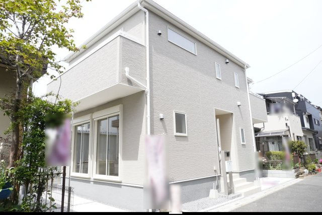 越谷市大字弥十郎 新築分譲住宅の外観