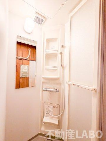 貸家　住吉区南住吉1の浴室