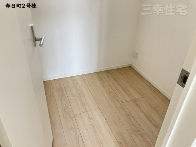 碧南市春日町の設備|テレワークルーム（書斎）