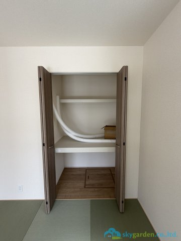厚木市まつかげ台2期　新築戸建　の収納