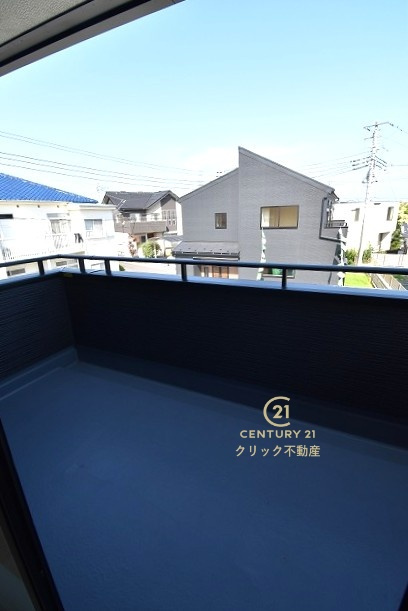 リーブルガーデン  日立市東多賀町　3期　1のバルコニー|お部屋から出られるバルコニーです。ちょっと気分転換に外の景色を眺めて深呼吸もいいですね。