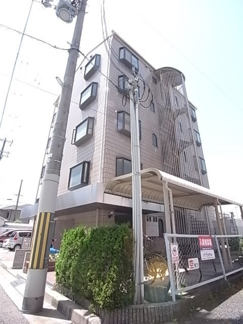 シャトーファイブ大箇の外観