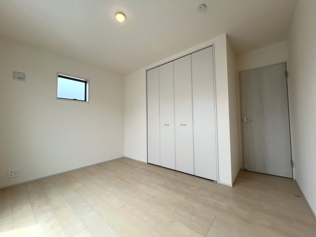 あきる野市伊奈　新築戸建全15棟の洋室|【洋室2】6.5帖