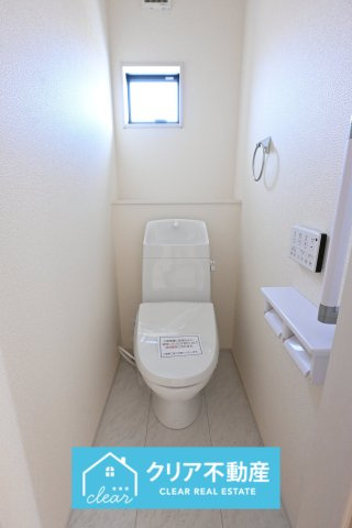 【トイレ】 | 大泉町第6仙石　リーブルガーデン | ２階にもトイレ付き。忙しい朝も家族と分けて使えてとっても便利♪