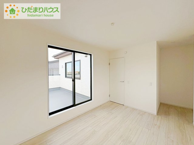 日立市諏訪町1期　新築戸建　2号棟の寝室|天井の高い主寝室。ゆっくりと過ごせる大人のくつろぎ空間！