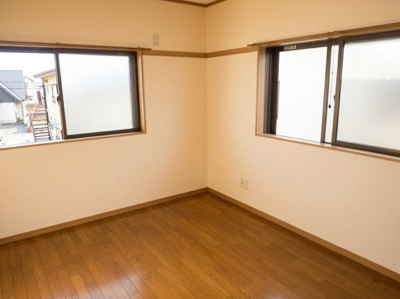 【洋室】 | ヴィラ・コエド | 2階北洋室