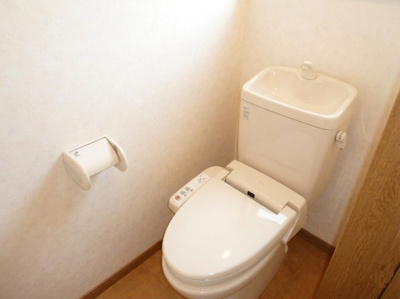 【トイレ】 | ヴィラ・コエド | 1階トイレ・温水洗浄便座