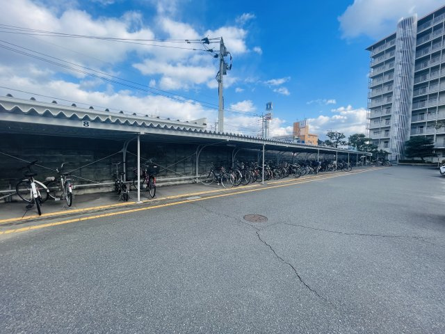 【駐輪場】 | ローレルハイツ春日