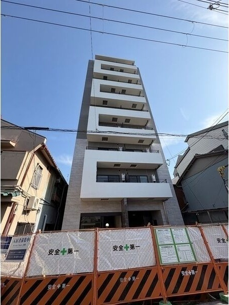 Krystal Fimeth 2番館