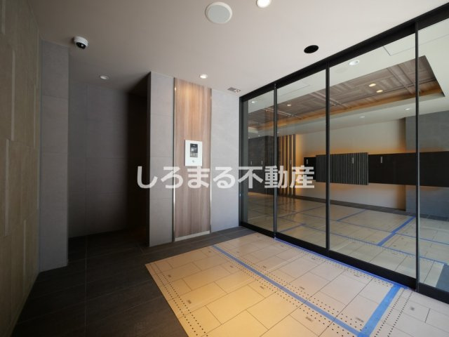Ｌｏｕｉｓ　Ｒｅｓｉｄｅｎｃｅ　弁天町のエントランス