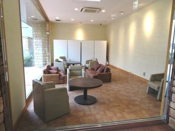 プレジオ都島のロビー