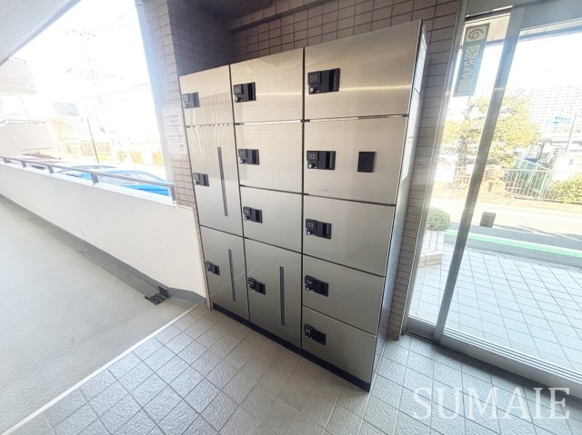 リバーサイドコートのその他共用部分|宅配BOX付き！