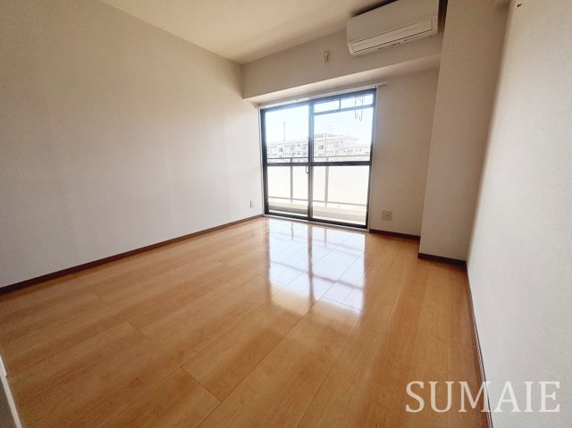 リバーサイドコートの洋室|洋室です！