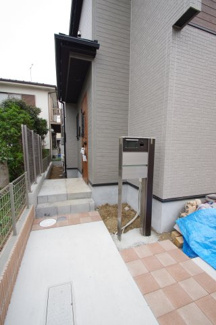 【エントランス】 | 【仲介手数料無料！！】日野市落川　新築戸建て（全1棟）1号棟　5280万円