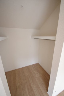 【収納】 | 【仲介手数料無料！！】日野市落川　新築戸建て（全1棟）1号棟　5280万円 | WIC