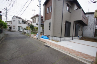 【前面道路含む現地写真】 | 【仲介手数料無料！！】日野市落川　新築戸建て（全1棟）1号棟　5280万円