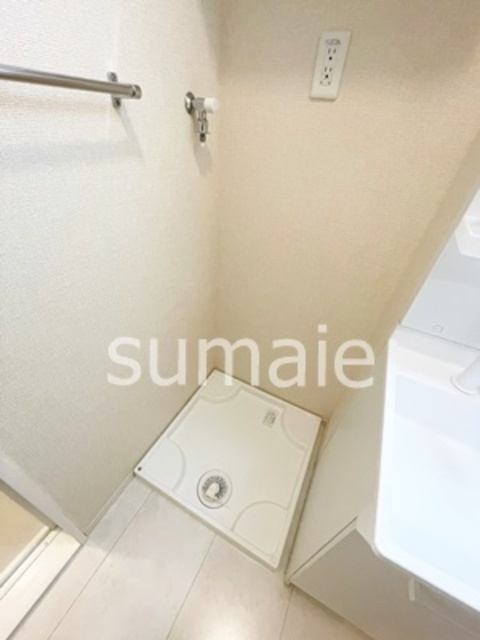 ハーヴェストWESTの洗面所|室内洗濯機置き場です